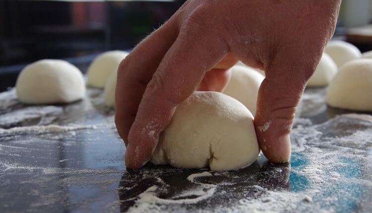 dough balls to be dinner rolls