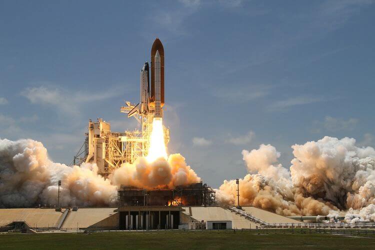 shuttle launch rocket boost