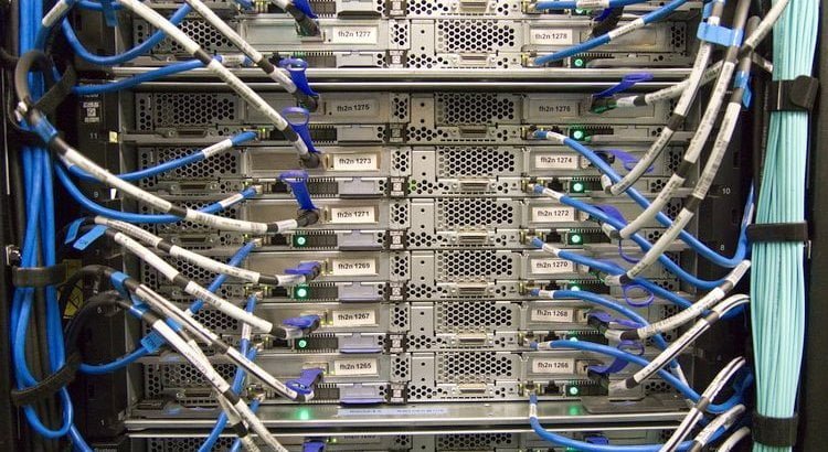 dedicated server features